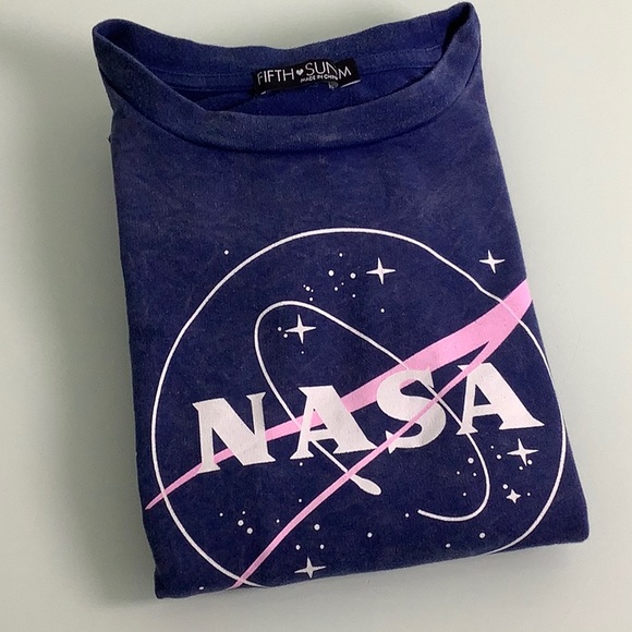 NASA I’m outter here cropped large logo Sweatshirt size M EUC - Picture 12 of 13